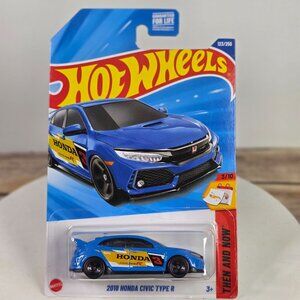 Hot Wheels 2018 Honda Civic Type R 1:64 Scale Die-Cast Model Car